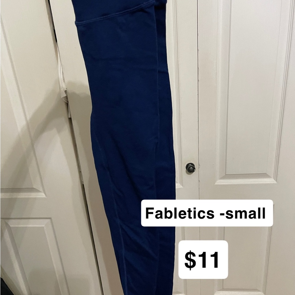 Fabletics Navy Leggings - Small